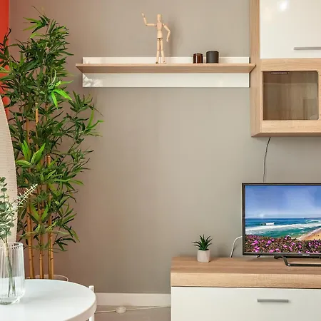 Your Artistic Escape - Azur 85