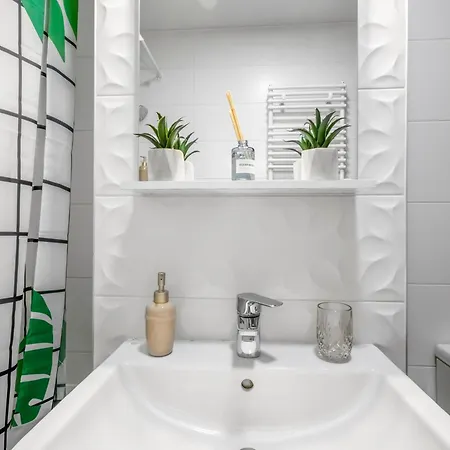 Your Artistic Escape - Azur 85 Bukarest